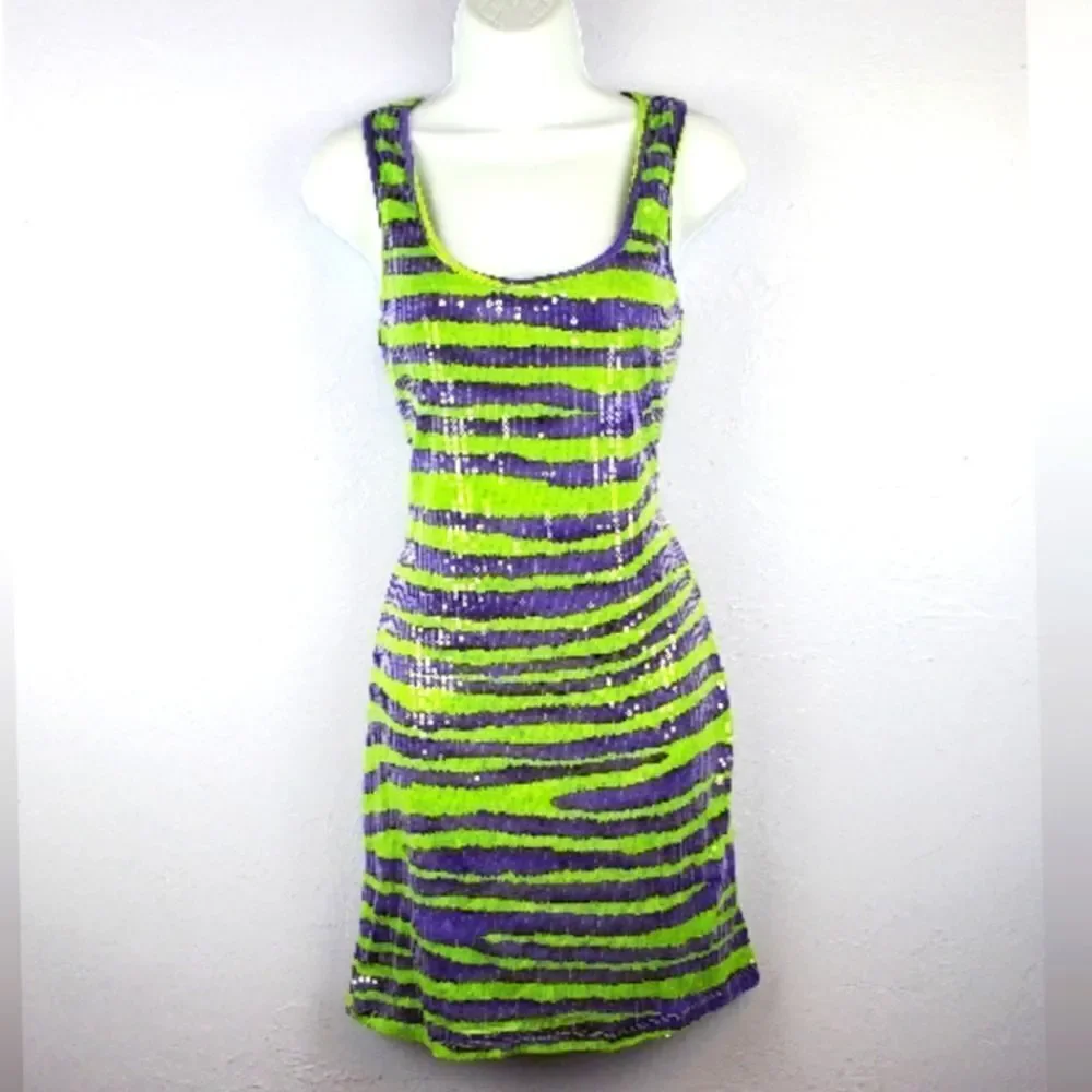 CANDALITE Dress - Picture 2 of 8